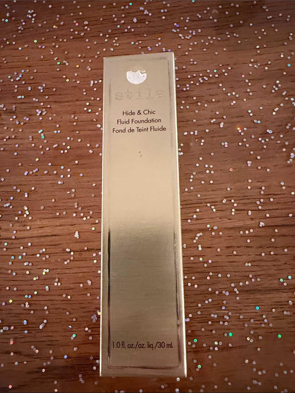 Stila Hide & Chic Fluid Foundation - Gold